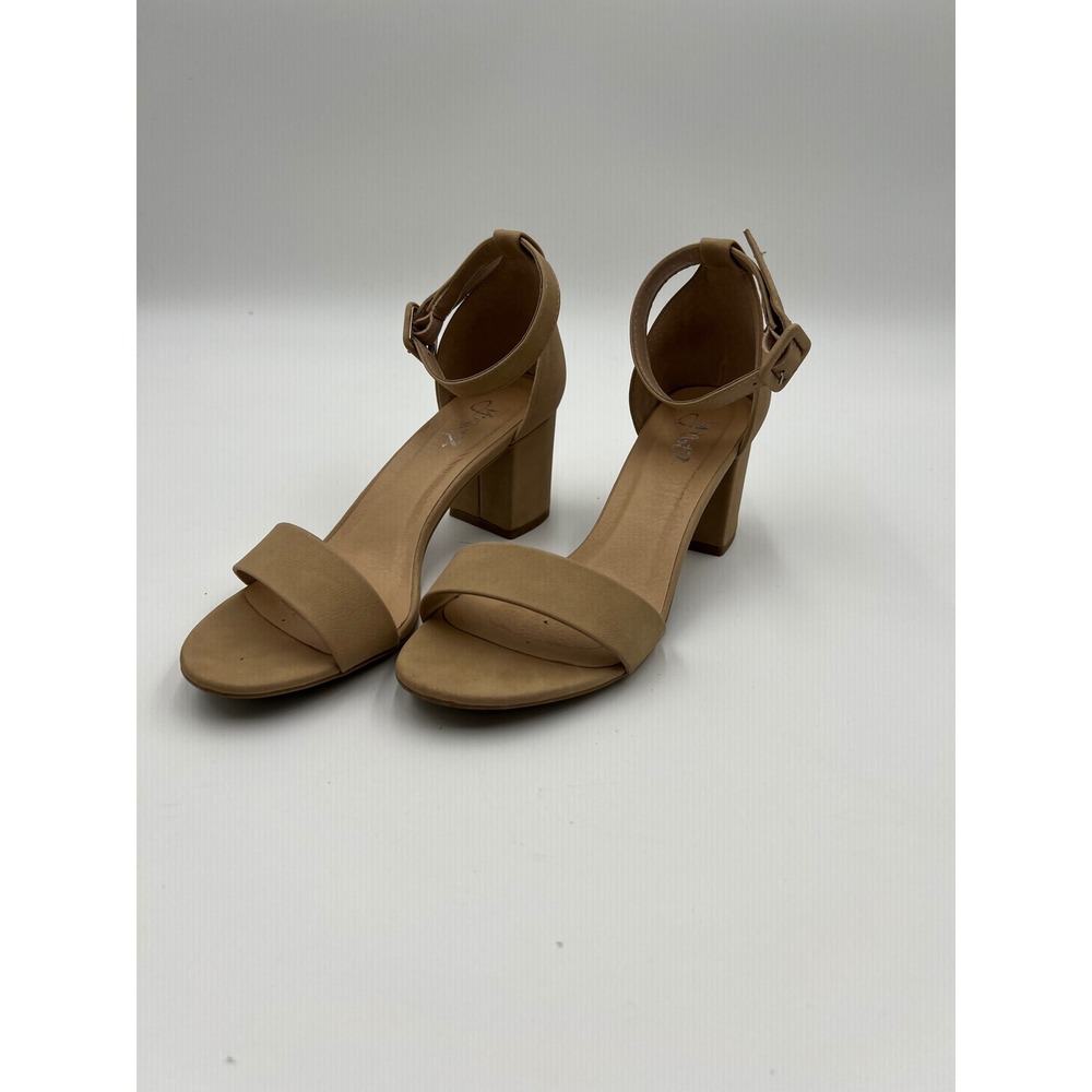 Y-Not? Cake-S Womens Size 8M Natural Tan Block Heel Ankle Strap Sandals